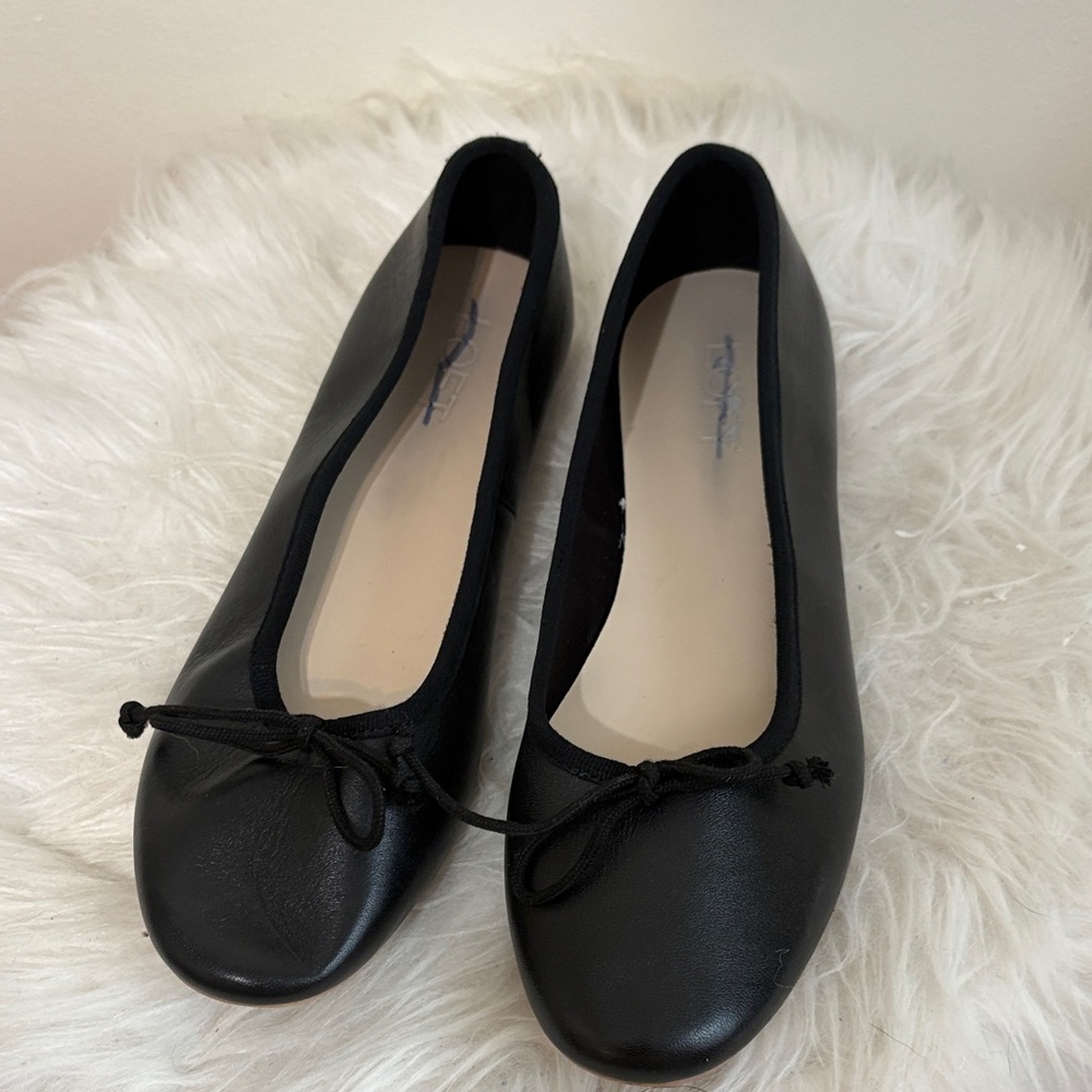 NWOT Ann Taylor LOFT Classic Black Leather Ballet Flats Sz 8